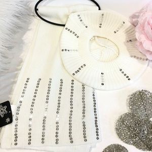 🛍 Scarf and Matching Hat